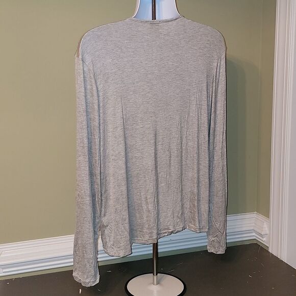 Melissa Masse Heather Gray Top Sequin Camo Lips Women's Plus Sz XXL 2X - Picture 2 of 6